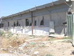 מבט מבחוץ על מתקן כליאה לחזירים