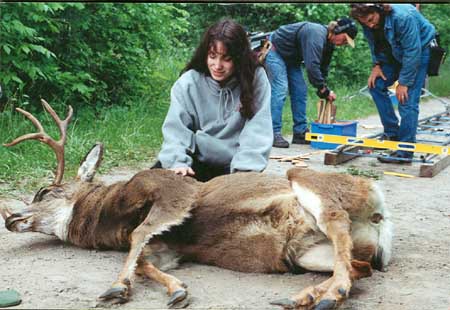 אייל מת מלאכותי של Walter Klassen, עבור הסרט פיתוי קטלני (1995, To Die For)