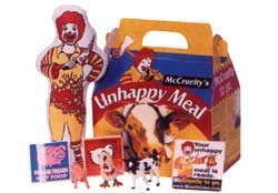 הלחץ הציבורי על יצרניות ההמבורגר, וביניהם מקדונלדס וברגר קינג, גרם להם לדרוש מספקי הבשר והביצים שלהם...